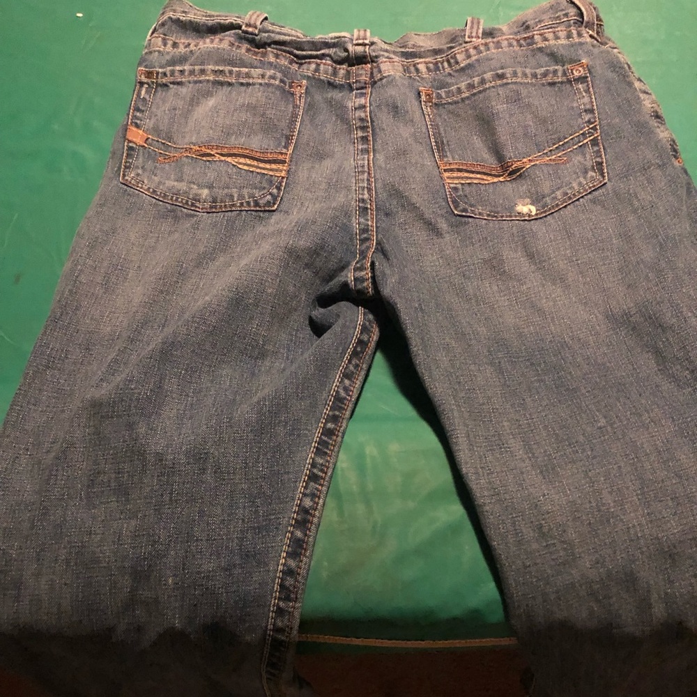 Jeans - Picture 2 of 3
